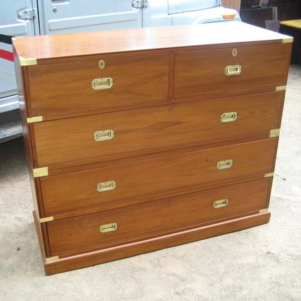 Marine chest of drawers